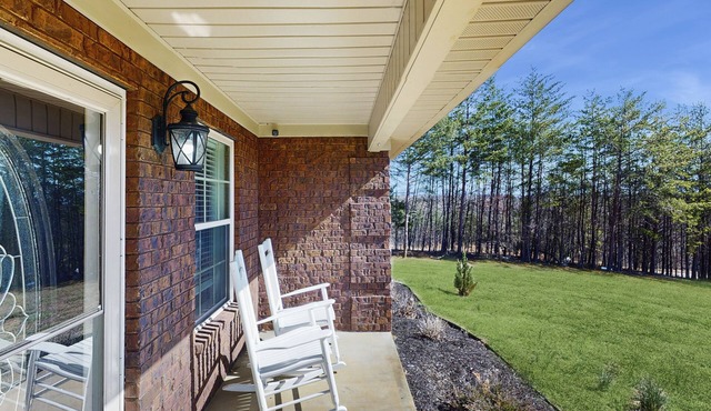 Peaceful family-friendly home with games, fire pit, and great location!