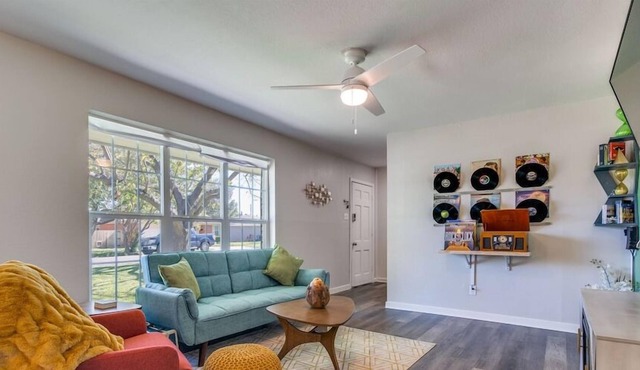 ★Peaceful, Family, Pet-Friendly★Mid-term Rental Home★