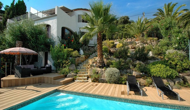 Peaceful family villa with private pool & magnificent views, nr. perfect beaches