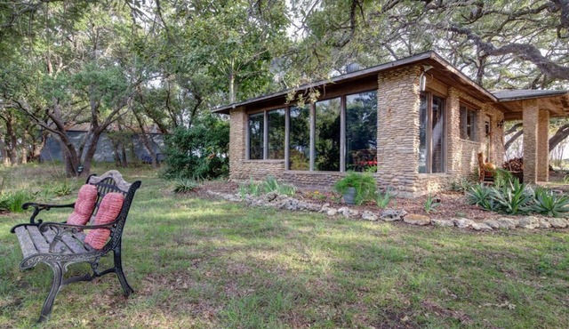 Peaceful Farm Cabin for Couples | TX Hill Country