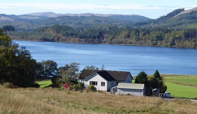 Peaceful Farm Cottage in the 'Heart of Argyll' over-looking Loch Awe