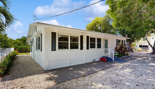 Peaceful Florida Retreat with Stunning Waterfront Views, Game Room & High-Speed