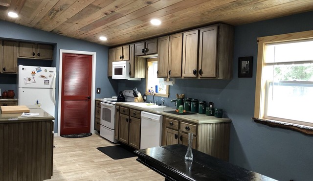 Peaceful forest cottage meticulously updated for your comfort.