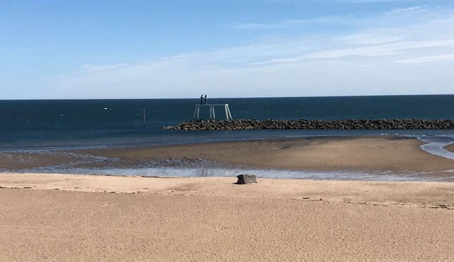 Peaceful Comfortable home 3 minute stroll to Beach New Biggin , Northumberland