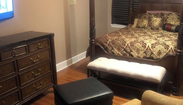 Peaceful Getaway in small town. That has everything you need in walking distance