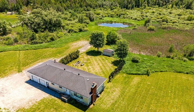 Peaceful getaway within the city limit