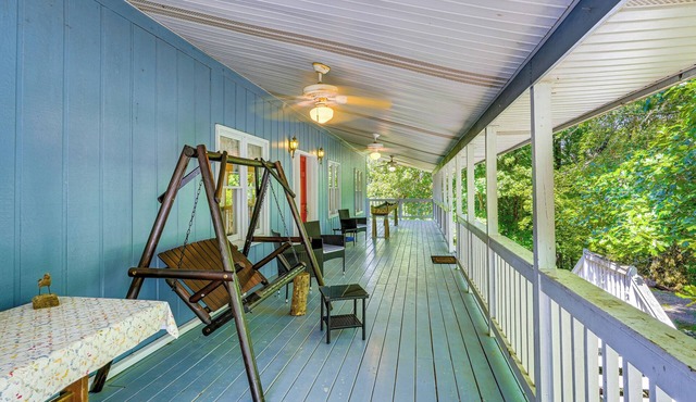 Peaceful Harrison Duplex w/Porch & Grill!