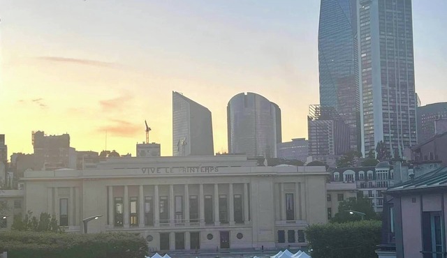 Peaceful haven in Puteaux – La Perle Bleue