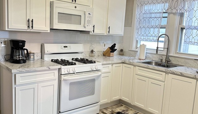 PEACEFUL HIDDEN GEM FREE PARKING WIFI