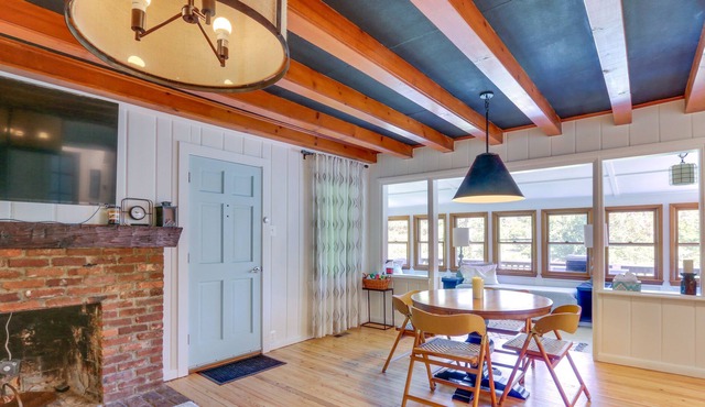 Peaceful Hideaway w/ Shenandoah River Access