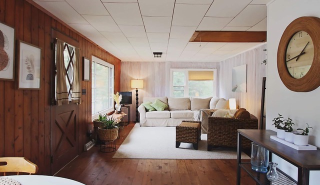 Peaceful Higgins Lake Retreat