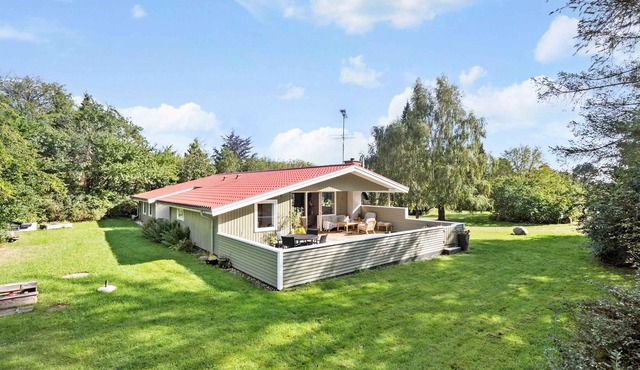 Peaceful Holiday Home on Orø Near Experiences