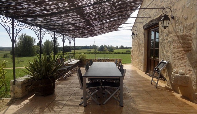 Peaceful holiday in the heart of a vineyard!