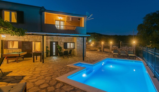 Peaceful Holiday Villa in Kladnjice