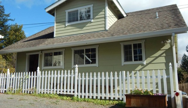 Peaceful Home, easy commute