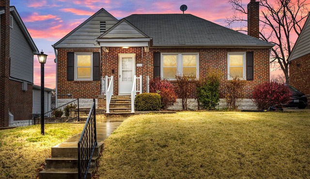 Peaceful Home in Safe Area, Near Hospitals and Airport