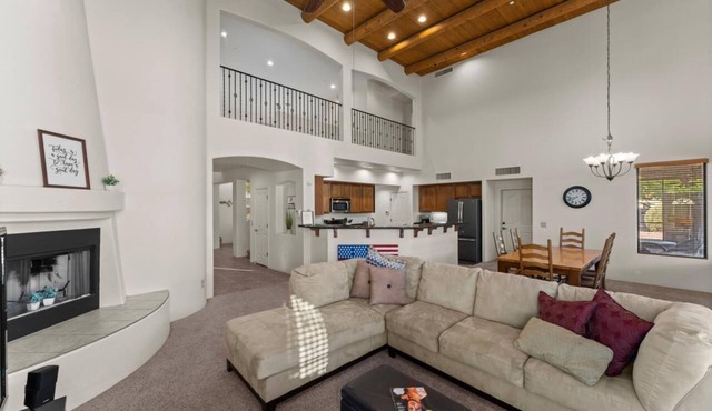 Peaceful home in Vail. Family friendly with lots of space for everyone.