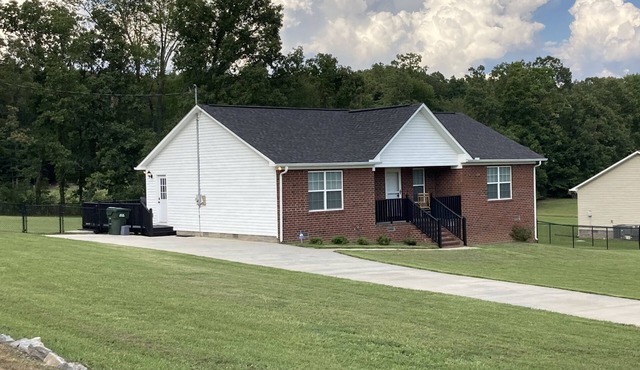 Peaceful home on an acre - close to town!