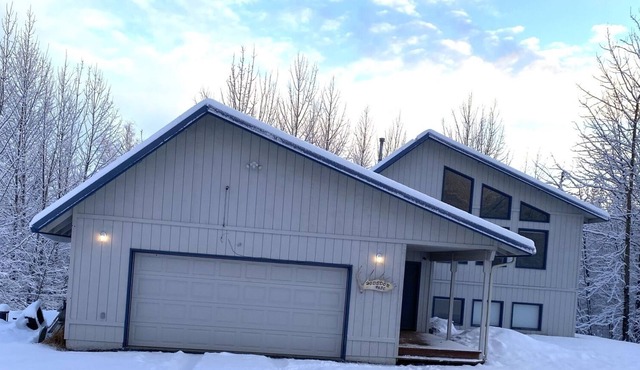 Peaceful home situated in the Gateway to Alaskan Adventures