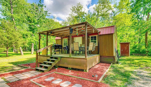 Peaceful Hunting Cabin < 3 Mi to Sam Dale Lake!