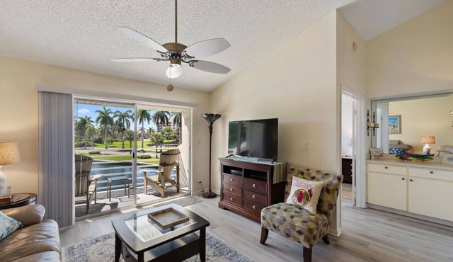 Peaceful Island Escape – Vista Verde 2-212 with Pond Views & Modern Comfort