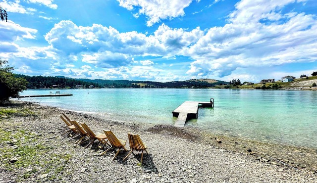 Peaceful Island Retreat on Foys Lake MT – Hot Tub, Private Dock, Beach & Kayaks!