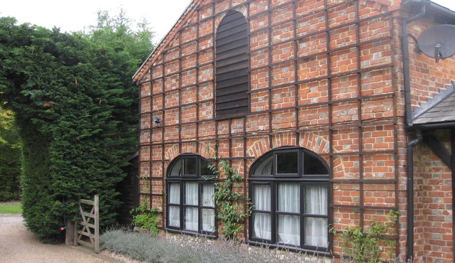 Peaceful Kentish Country Cottage - just 35 minutes from London