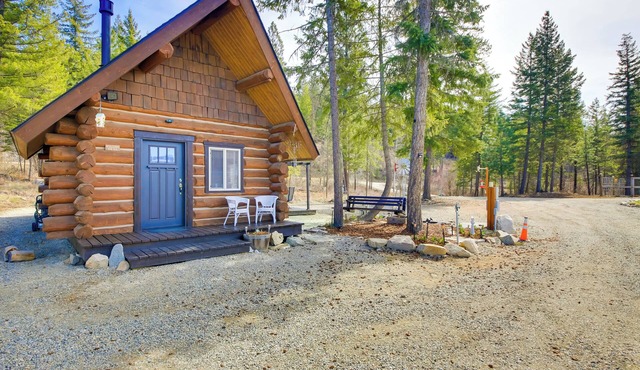 Peaceful Kootenai Cabin - Unplug in the Mtns!