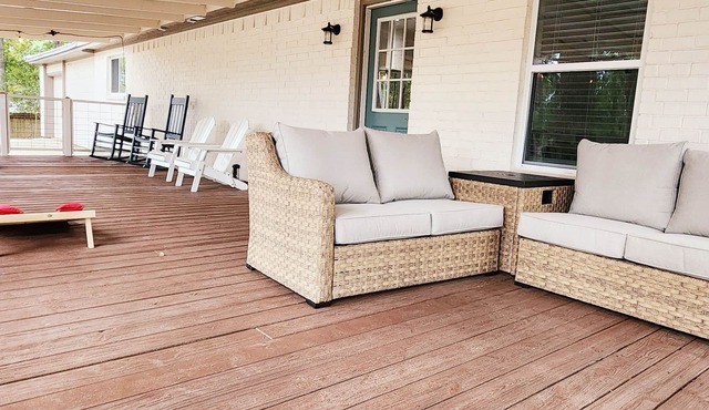 Peaceful Lake Conroe Getaway Firepit Games Family-Friendly Retreat