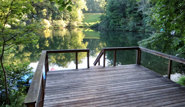 Peaceful Lake-front Home with Beautiful View. Swim from private dock!
