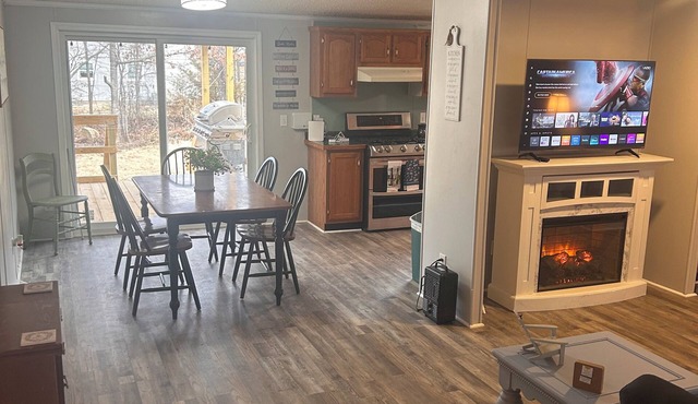 Peaceful Lake Home on Tenkiller Lake – Quiet & Relaxing