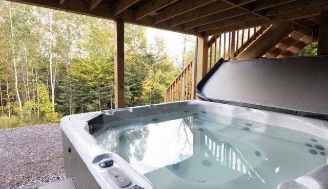 Peaceful Lake of Bays Cottage Getaway