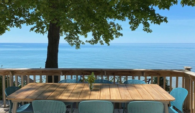 Peaceful Lakefront Home in Good Hart off Tunnel of Trees