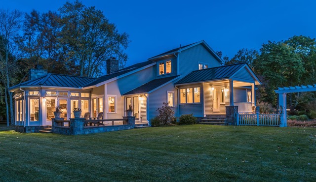 Peaceful Lakefront Retreat - Private Dock & Screened Gazebo