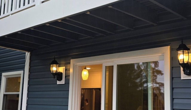 Peaceful lakeview house in Sparta LONG TERM STAY. Minimum 9 months.