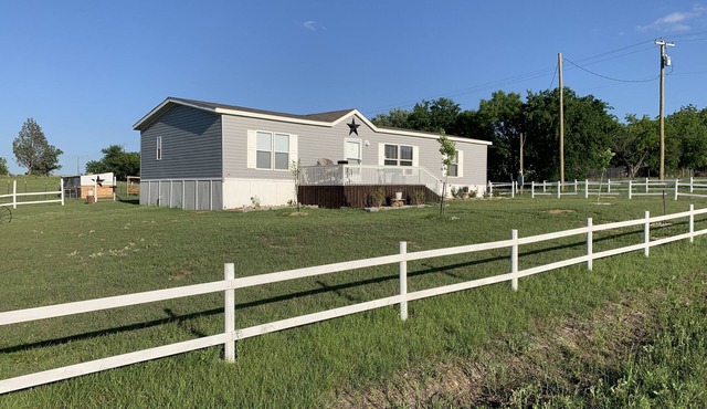 Peaceful Large Home for Getaways or Family Gatherings
