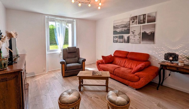 Peaceful lodging in La Vernotte for 4 people