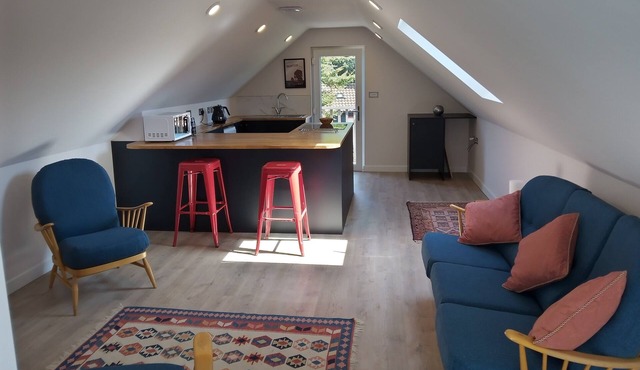 Peaceful Loft Retreat