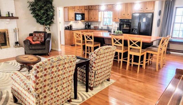 Peaceful, Luxurious Apartment in Wooded Milton Home
