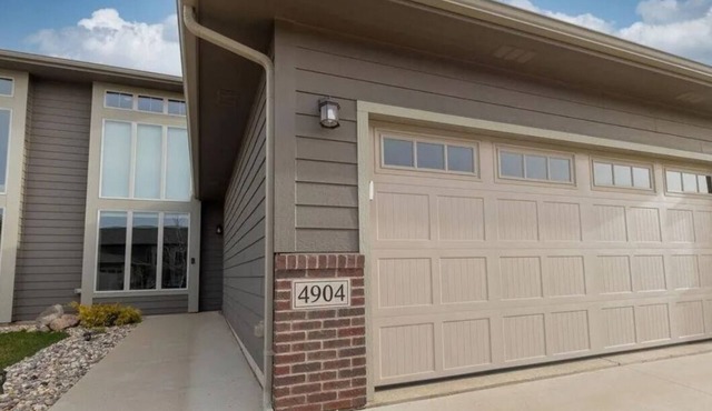 Peaceful Luxury in a 3 bedroom, 2.5 bath home. Feels like home!