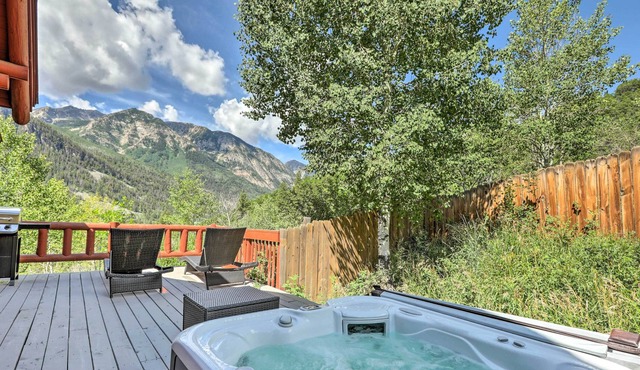 Peaceful Marble Retreat w/ Grill & Mtn Views!