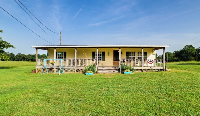 Peaceful McEwen Home w/Spacious Yard!
