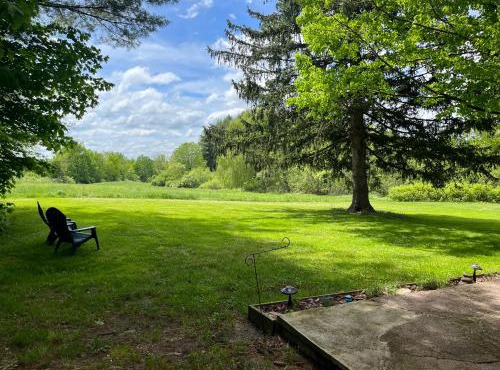 Peaceful Meadow Retreat