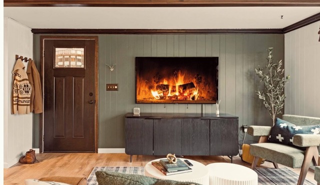 Peaceful Modern Cabin I Fire Pit I Work Space I Centrally Located