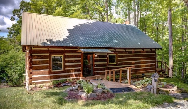 Peaceful Mountain Cabin over 4,600 ft elevation