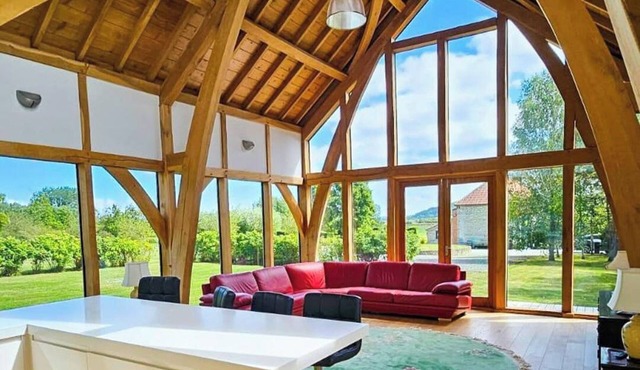 Peaceful Nature Retreat in Othery