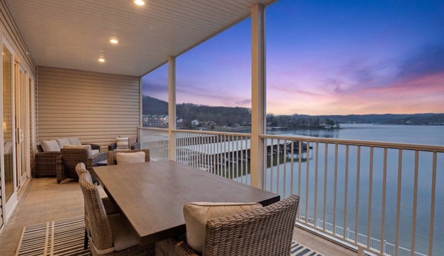 Peaceful, Newly Built Lakefront Condo, w/PWC Slip, Screened Balcony, 2 Pools & Elevator