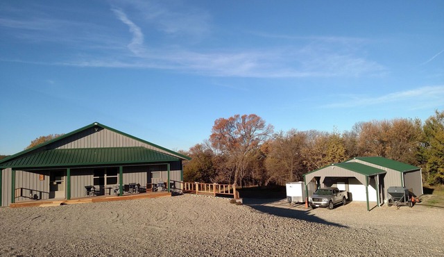 Peaceful Northwest Kansas Lodge