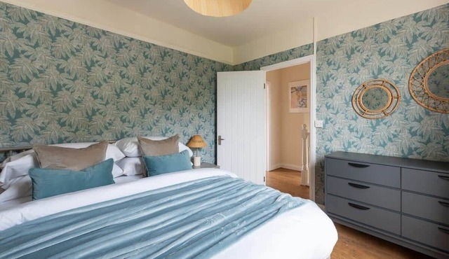 Peaceful Oasis 3-Bed Home Amidst Lush Gardens