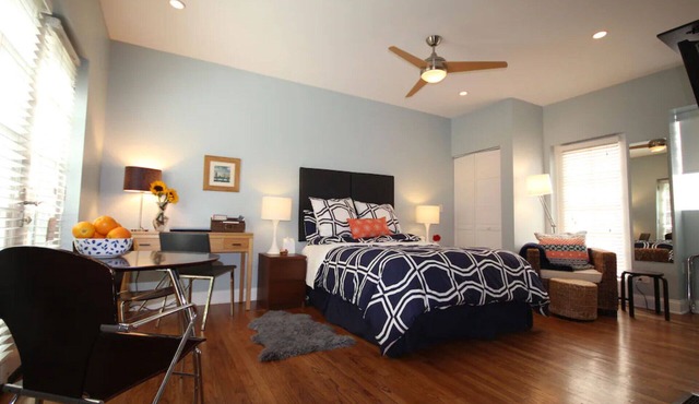 Peaceful Oasis in Top Chicago Neighborhood. Low Traffic, Pristine Cleanliness.